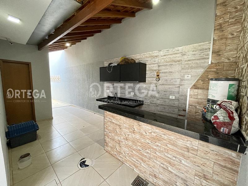 Casa com 03 quartos a venda em Maringá PR. Ebenezer. — foto 17