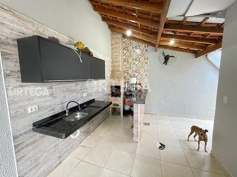 Casa com 03 quartos a venda em Maringá PR. Ebenezer. — foto 16