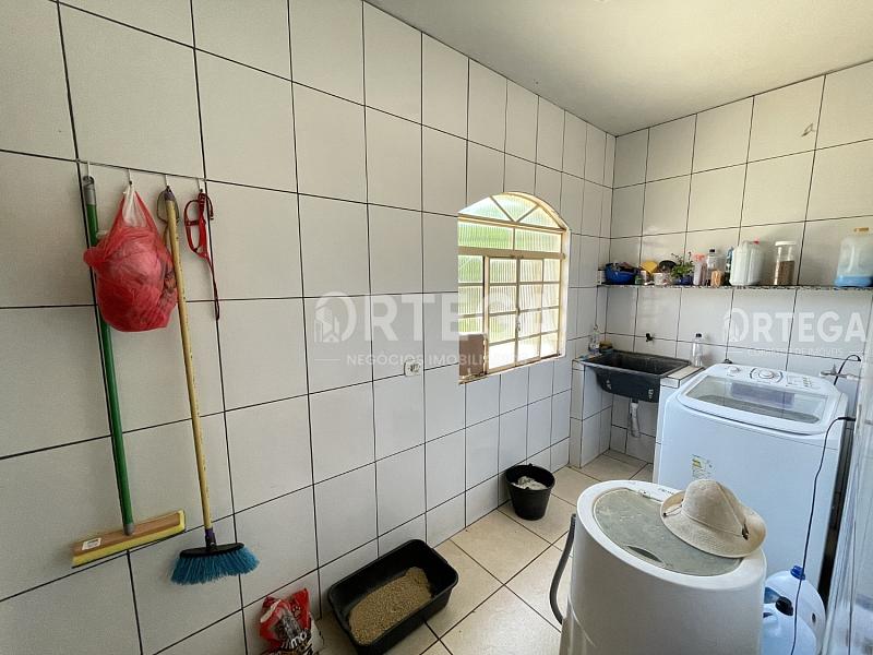 Casa com 03 quartos a venda em Maringá PR. Jd. Sta. Rosa. — foto 11