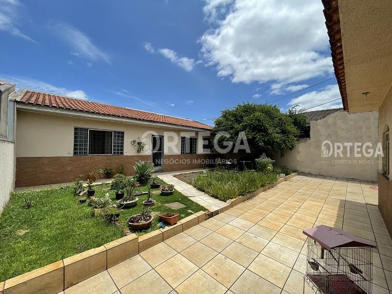 Casa com 03 quartos a venda em Maringá PR. Jd. Sta. Rosa. — foto 12