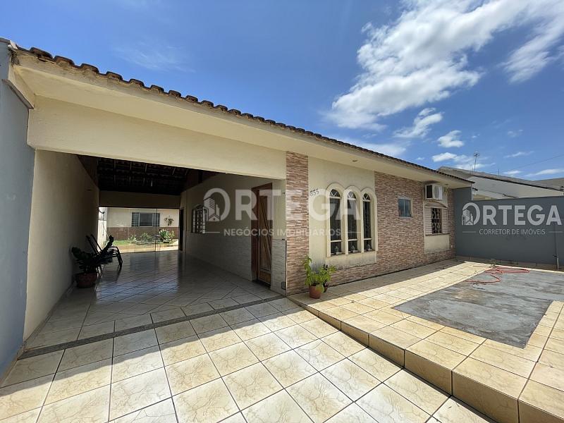 Casa com 03 quartos a venda em Maringá PR. Jd. Sta. Rosa. — foto 3