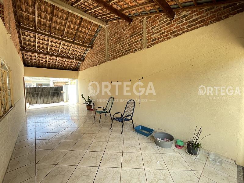 Casa com 03 quartos a venda em Maringá PR. Jd. Sta. Rosa. — foto 13