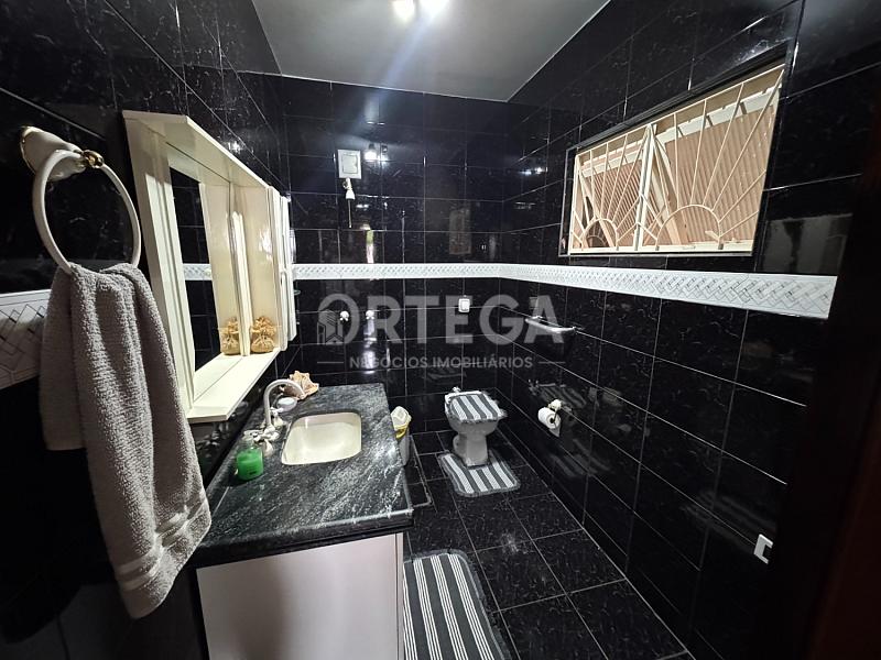 Casa com 06 quartos a venda em Jandaia do Sul PR. — foto 7