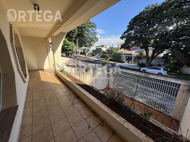 Casa com 05 quartos a venda em Maringá PR. Zona 05. — foto 12