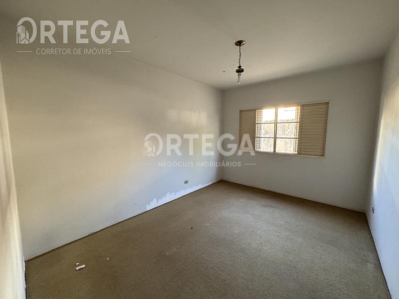 Casa com 05 quartos a venda em Maringá PR. Zona 05. — foto 7