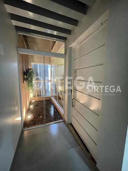 Casa a venda com 03 suítes em Maringá PR. Jd. Espanha. — foto 5