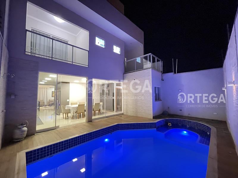 Casa a venda com 03 suítes em Maringá PR. Jd. Espanha. — foto 21