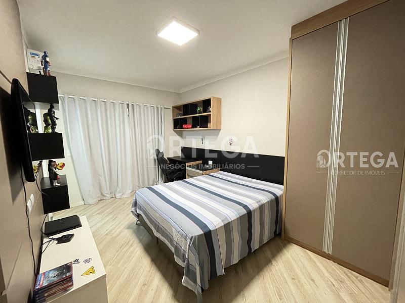 Casa a venda com 03 suítes em Maringá PR. Jd. Espanha. — foto 25