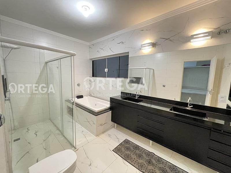 Casa a venda com 03 suítes em Maringá PR. Jd. Espanha. — foto 41