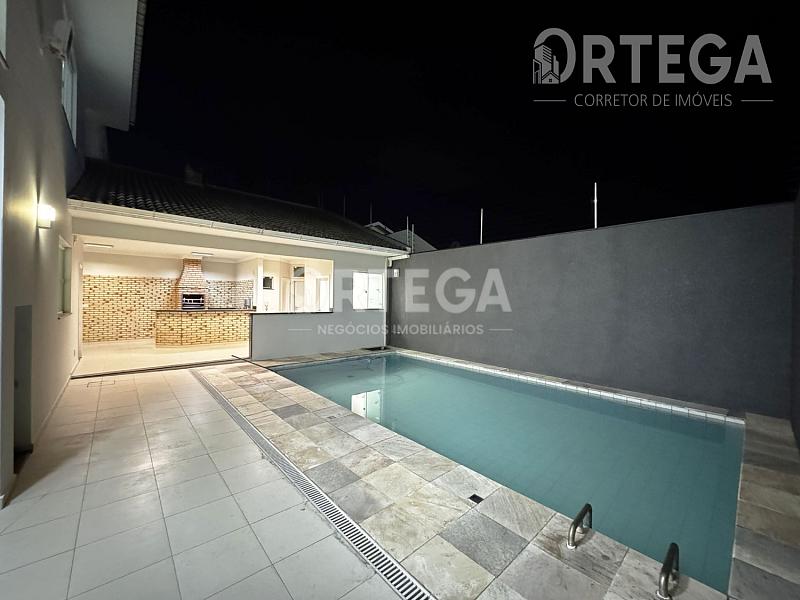 Casa com 03 suítes a venda em Maringá PR. Jd. Italia. — foto 37