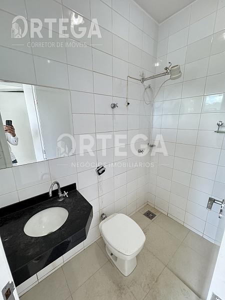 Casa com 03 suítes a venda em Maringá PR. Jd. Italia. — foto 43