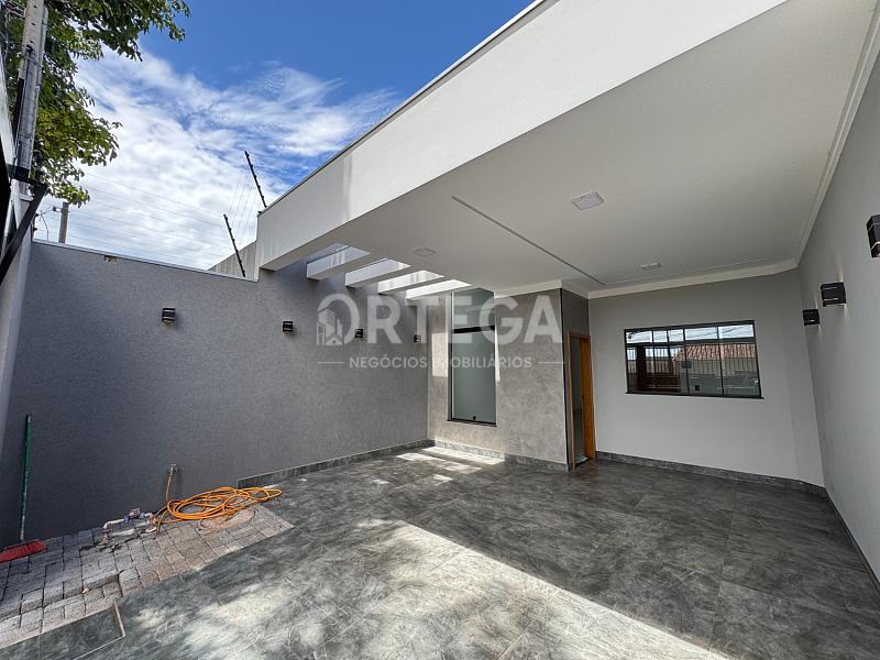 Casa a venda com 03 quartos em Maringá PR. Cidade Alta. — foto 4