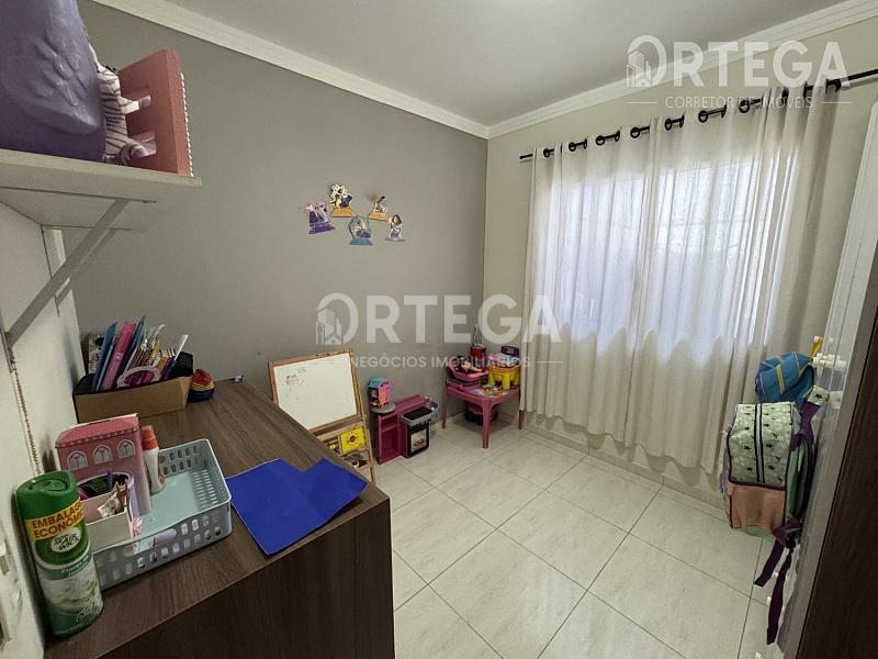 Casa com 03 quartos a venda em Maringá PR. Jd. Paris. — foto 11