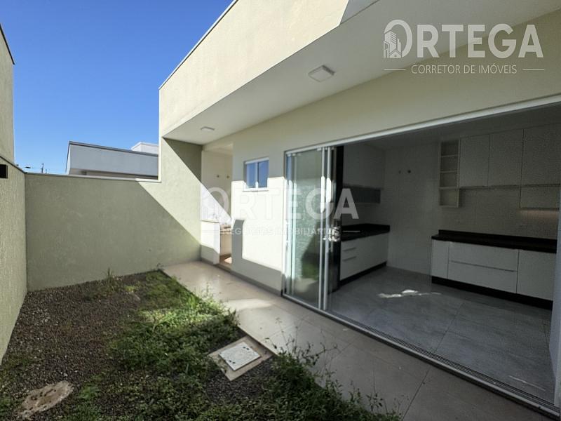 Casa com 03 quartos a venda em Maringá PR. Jd. Moreschi. — foto 18