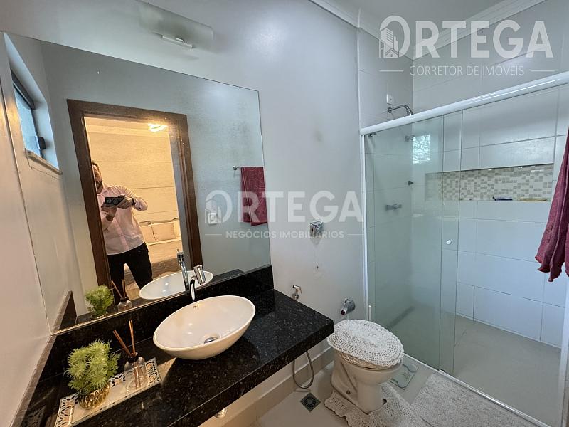 Casa com 03 quartos a venda em Maringá PR. Jd. Espanha. — foto 5