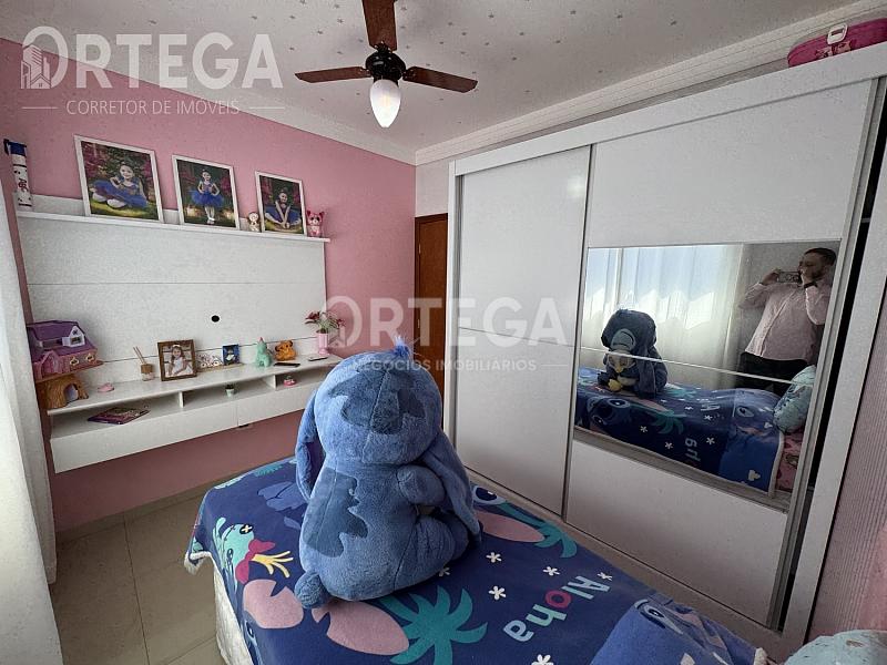 Casa com 03 quartos a venda em Maringá PR. Jd. Espanha. — foto 6