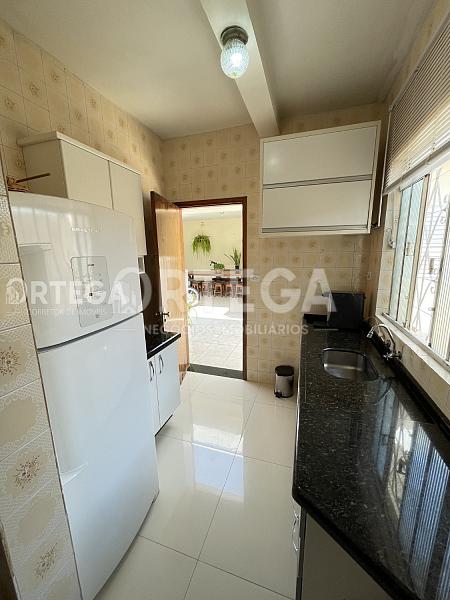 Casa com 04 quartos a venda em Maringá PR. Borba Gato. — foto 11