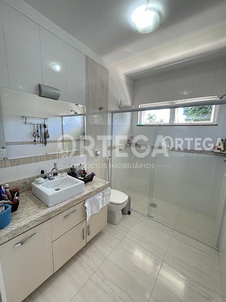 Casa com 04 quartos a venda em Maringá PR. Zona 04. — foto 14