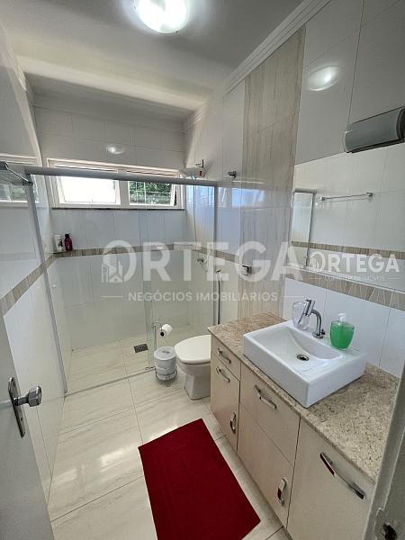 Casa com 04 quartos a venda em Maringá PR. Zona 04. — foto 19