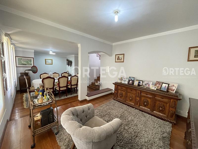 Casa com 04 quartos a venda em Maringá PR. Zona 04. — foto 31