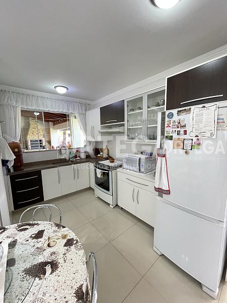 Casa com 04 quartos a venda em Maringá PR. Zona 04. — foto 33