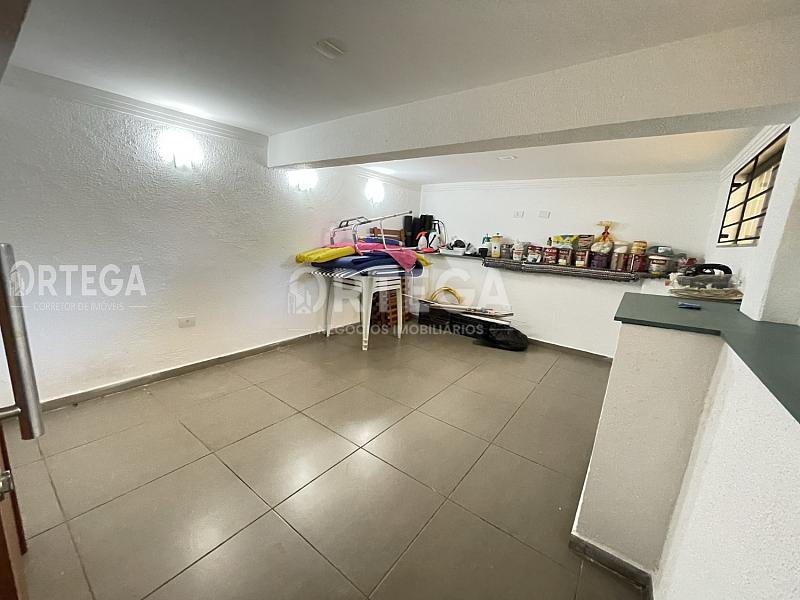 Casa com 04 quartos a venda em Maringá PR. Zona 04. — foto 35