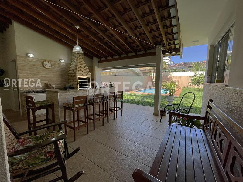 Casa com 04 quartos a venda em Maringá PR. Zona 04. — foto 5