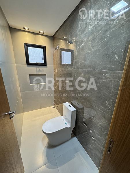 Casa com 03 suítes a venda em Maringá PR. Jd. Tóquio. — foto 32