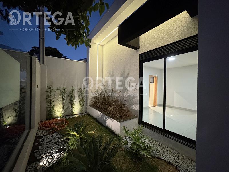 Casa com 03 suítes a venda em Maringá PR. Jd. Tóquio. — foto 3