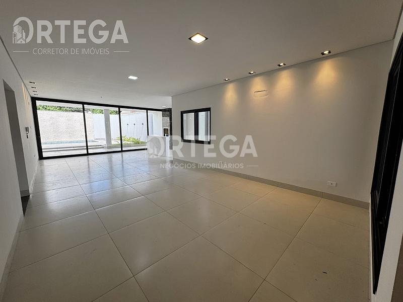 Casa com 03 suítes a venda em Maringá PR. Jd. Tóquio. — foto 11