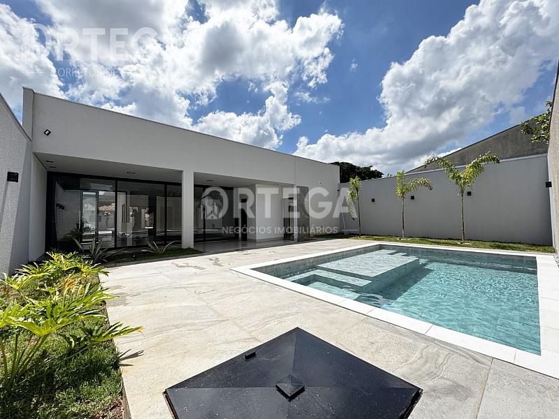 Casa com 03 suítes a venda em Maringá PR. Jd. Tóquio. — foto 19