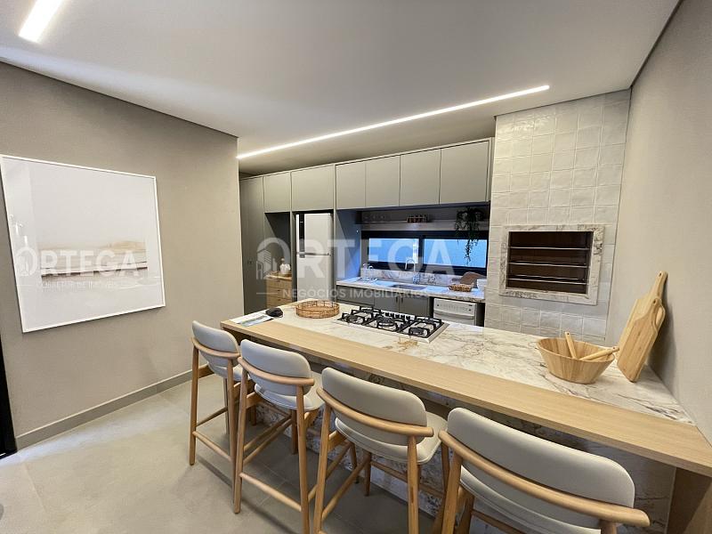 Casa com 03 suítes a venda em Maringá PR. Condomínio. — foto 3