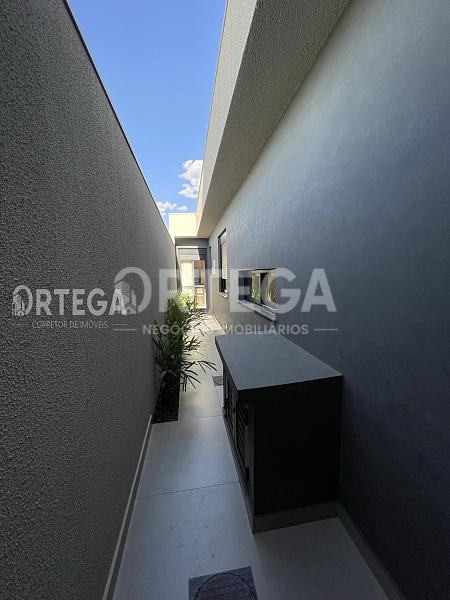 Casa com 03 suítes a venda em Maringá PR. Condomínio. — foto 18