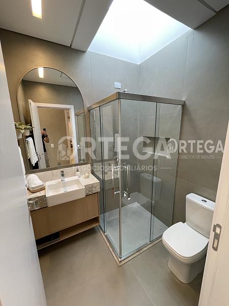 Casa com 03 suítes a venda em Maringá PR. Condomínio. — foto 15