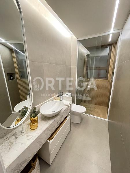 Apartamento com 03 quarto em Maringá PR. Zona 08. — foto 42