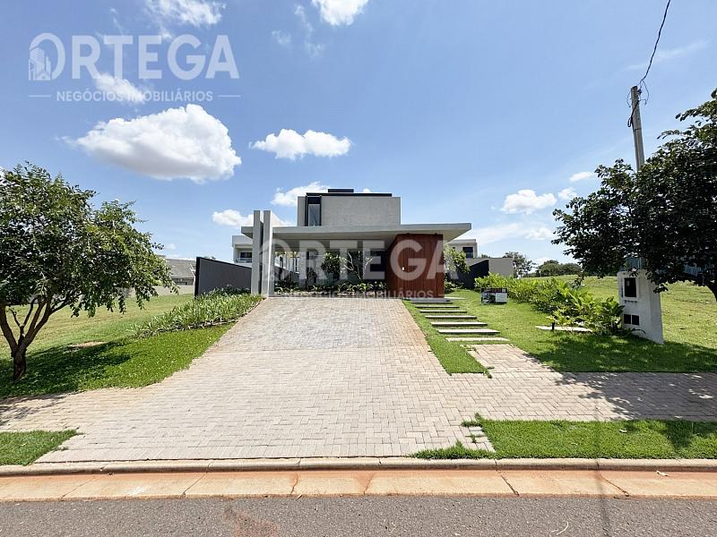 Casa para a venda em Condomínio em Maringá PR. Alphaville. — foto 31