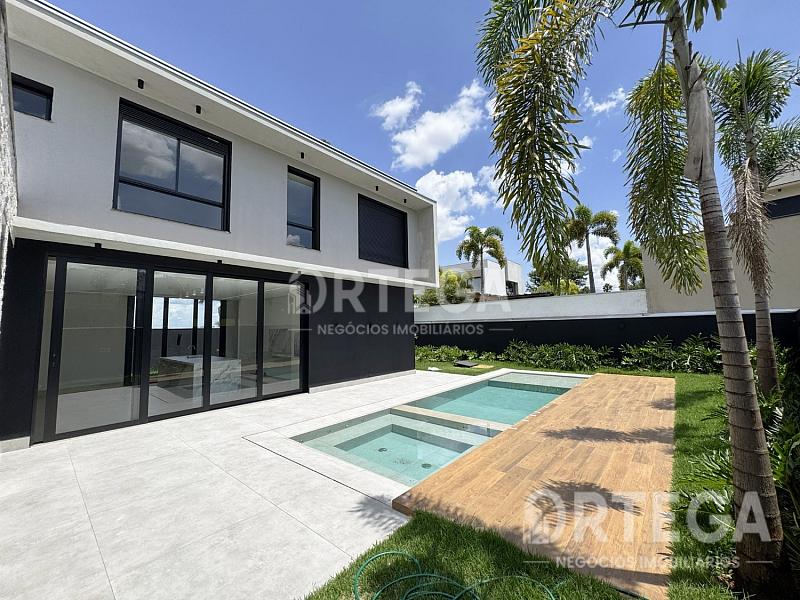 Casa para a venda em Condomínio em Maringá PR. Alphaville. — foto 11