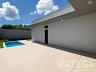 Casa com 03 Su�tes a venda em Maring� PR. Cond. Hayashi 13