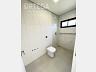 Casa com 03 Su�tes a venda em Maring� PR. Cond. Hayashi 5