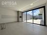 Casa com 03 Su�tes a venda em Maring� PR. Cond. Hayashi 11