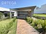 Casa com 03 Su�tes a venda em Maring� PR. Cond. Hayashi 18