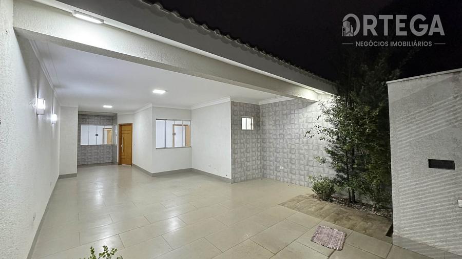 Casa com 03 quartos a venda em Maring� PR. Jd. Oasis. 1
