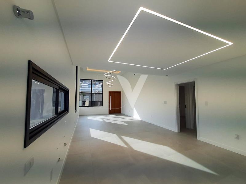 Casa em Terreno de Esquina no Green Village � 3 Quartos, Piscina e Espa�o Gourmet, em S�o Sebasti�o, Palho�a-SC 6