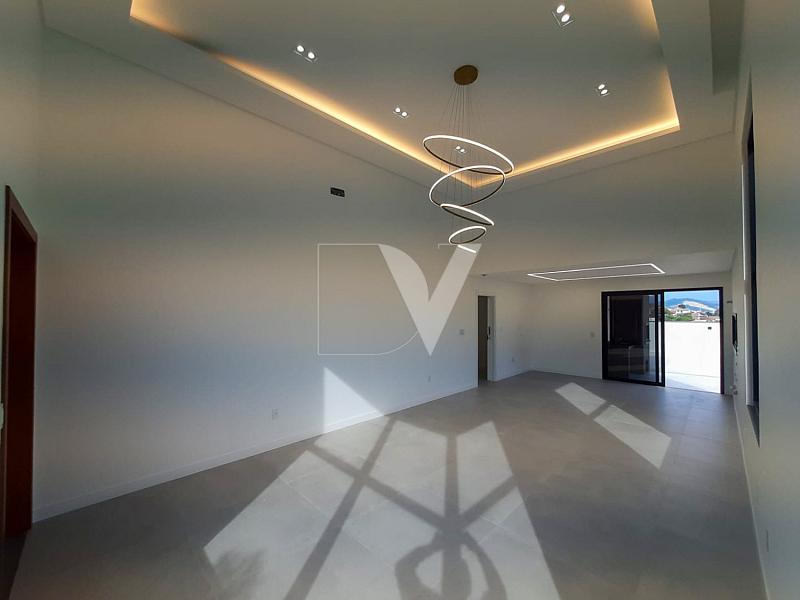 Casa em Terreno de Esquina no Green Village � 3 Quartos, Piscina e Espa�o Gourmet, em S�o Sebasti�o, Palho�a-SC 5