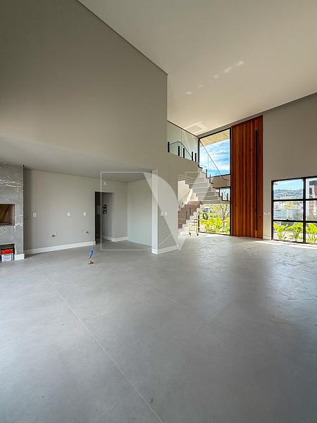 Casa de Luxo com 4 Quartos no Condom�nio Reserva da Pedra - Palho�a/SC 6