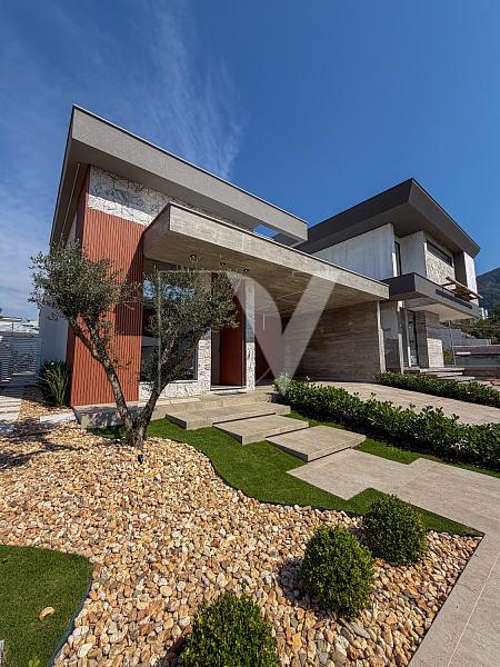 Casa Solus - Resid�ncia de Alto Padr�o no Reserva da Pedra 1