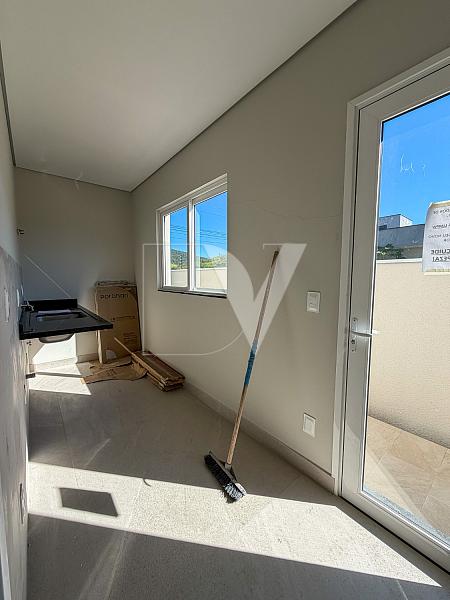 Casa à Venda Pedra Branca – 4 Suítes com Piscina | Reserva da Pedra — foto 8