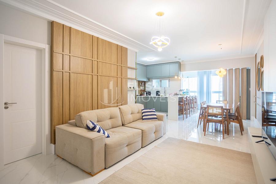 Apartamento Quadra Mar Mobiliado em Meia Praia, Itapema! 1