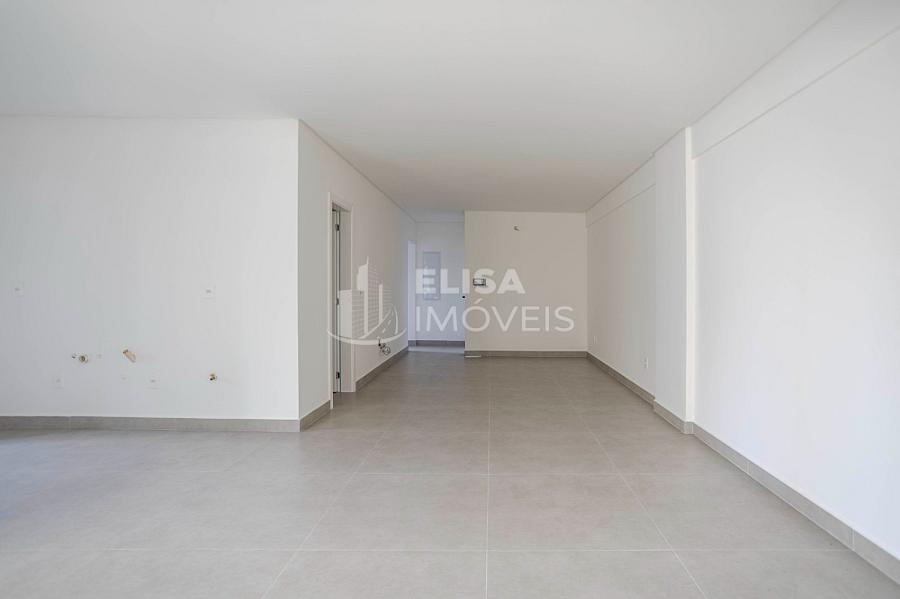 Apartamento Novo em Meia Praia, Itapema! 1