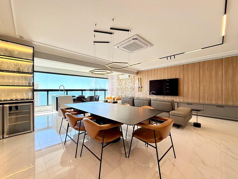 Apartamento Mobiliado e decorado em Meia Praia, Itapema! 1